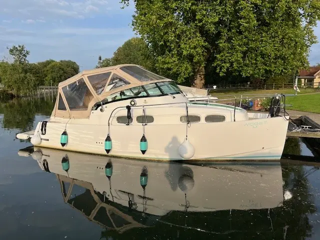 2016 Offshore 27 image 7