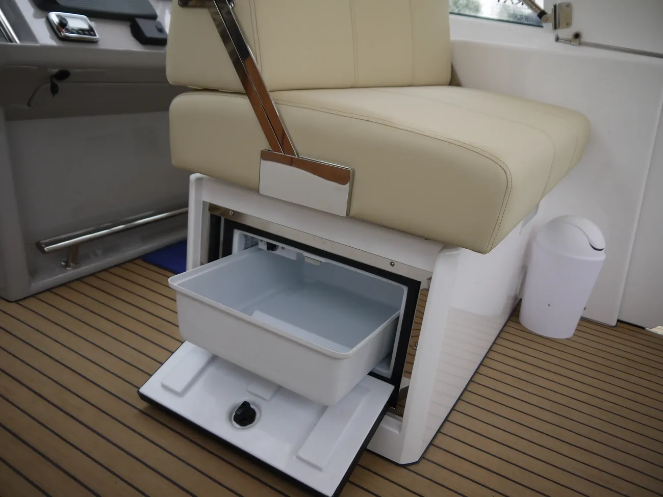 BROOM 370 2014