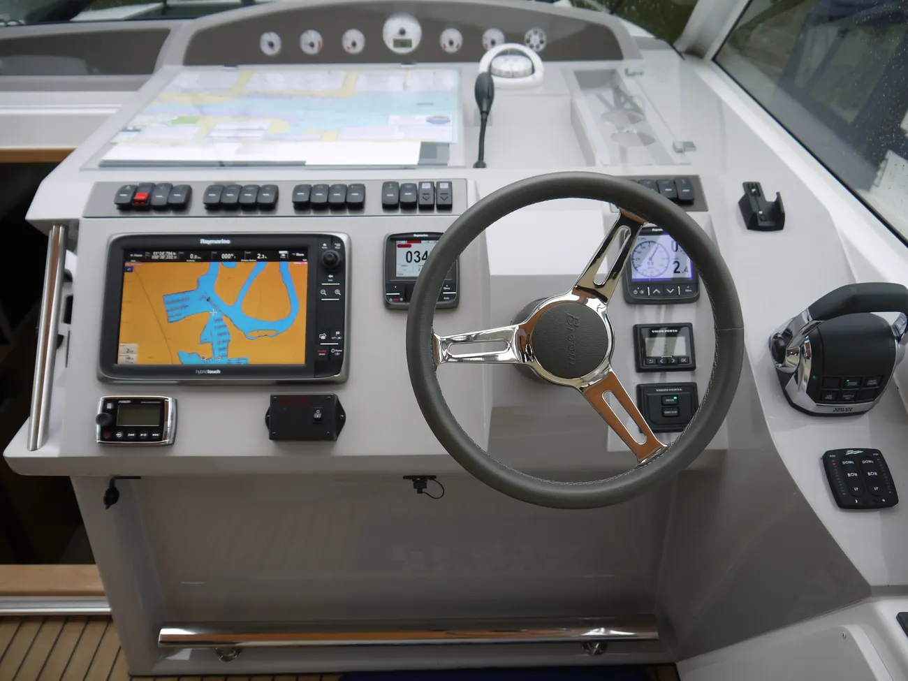 BROOM 370 2014