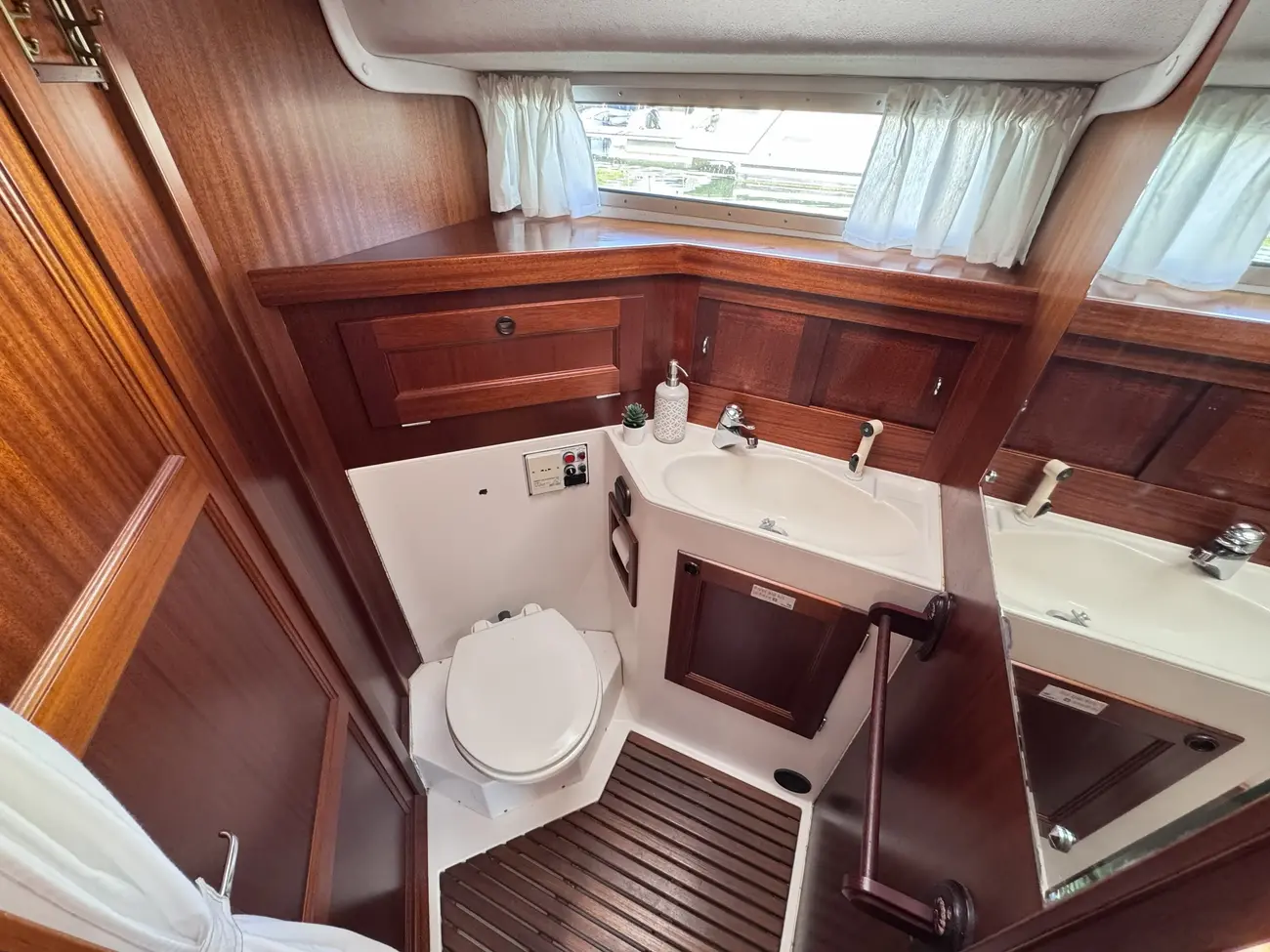 1994 Storebro Royal Cruiser 380 Biscay image 6