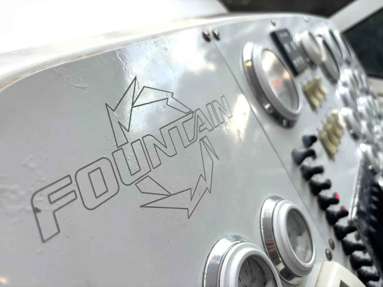 2006 Fountain 48 Express Cruiser image 50