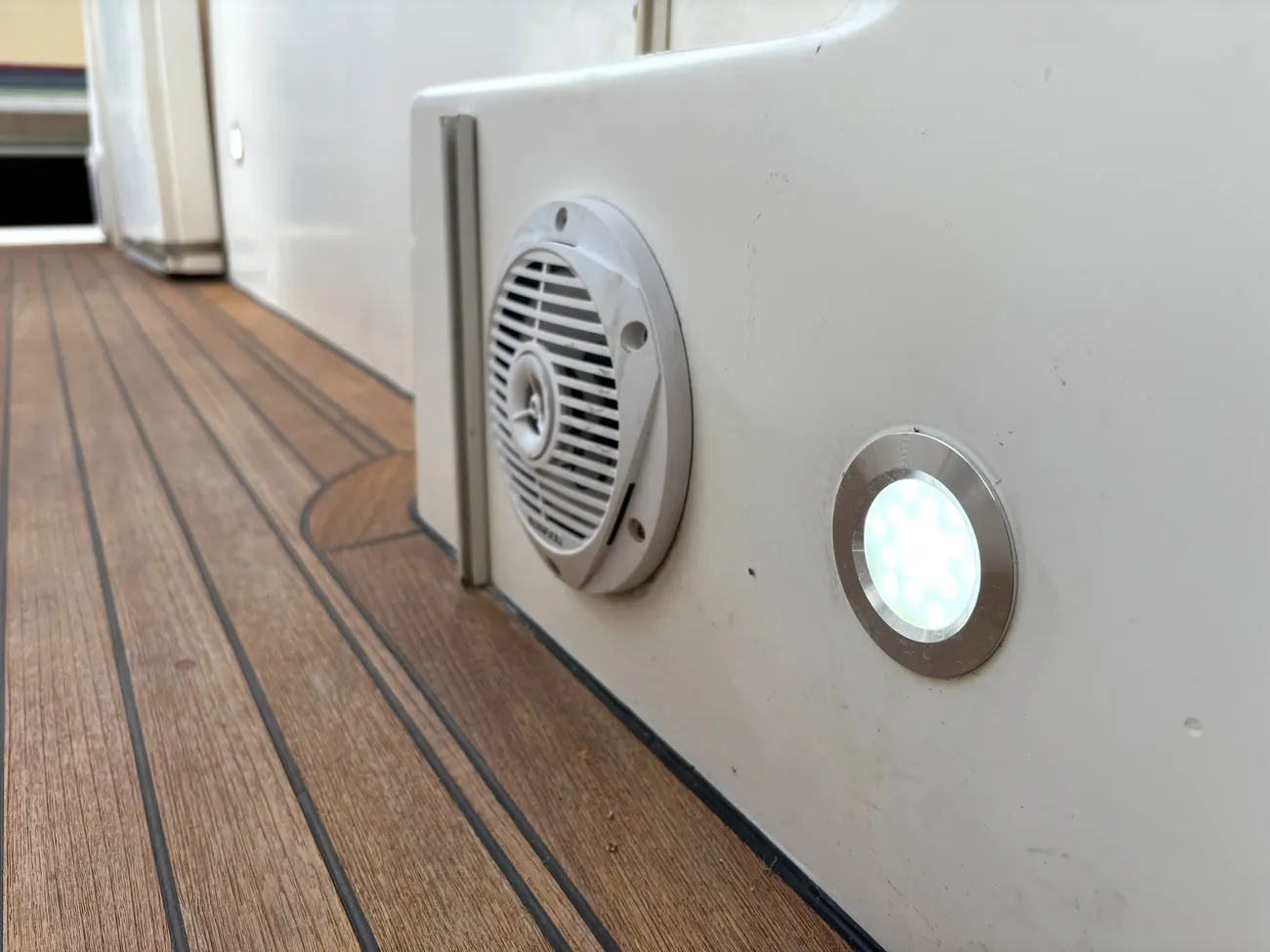 2006 Fountain 48 Express Cruiser image 62