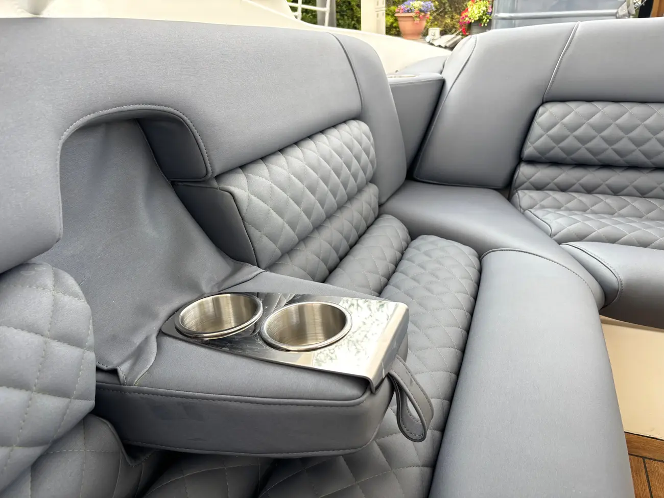2006 Fountain 48 Express Cruiser image 35
