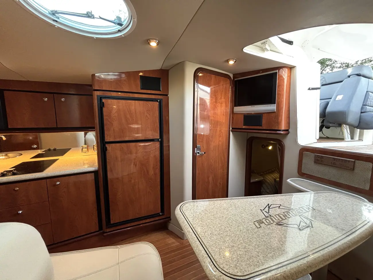 2006 Fountain 48 Express Cruiser image 55