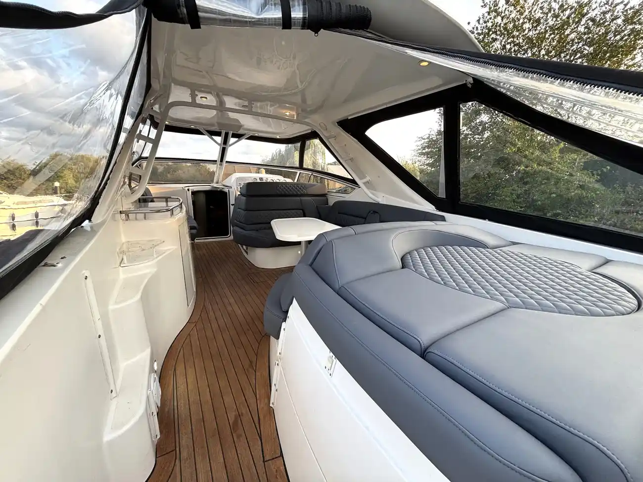 2006 Fountain 48 Express Cruiser image 83