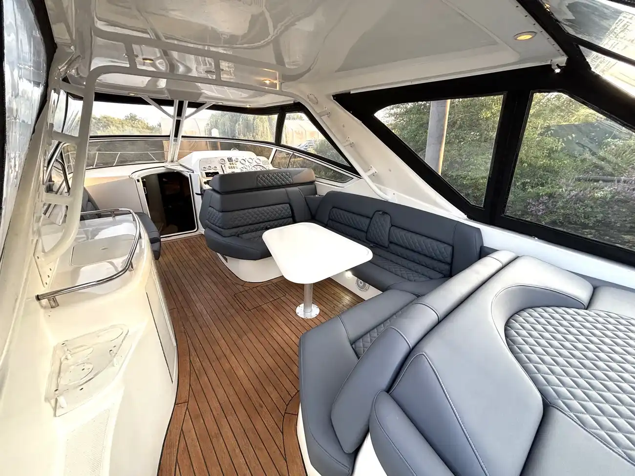 2006 Fountain 48 Express Cruiser image 86