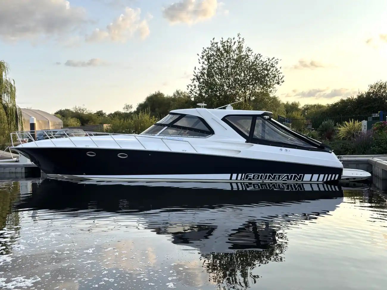 2006 Fountain 48 Express Cruiser image 89