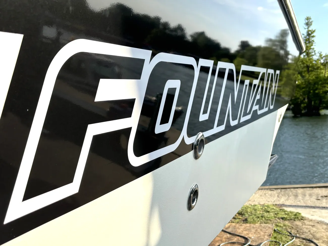 2006 Fountain 48 Express Cruiser image 110