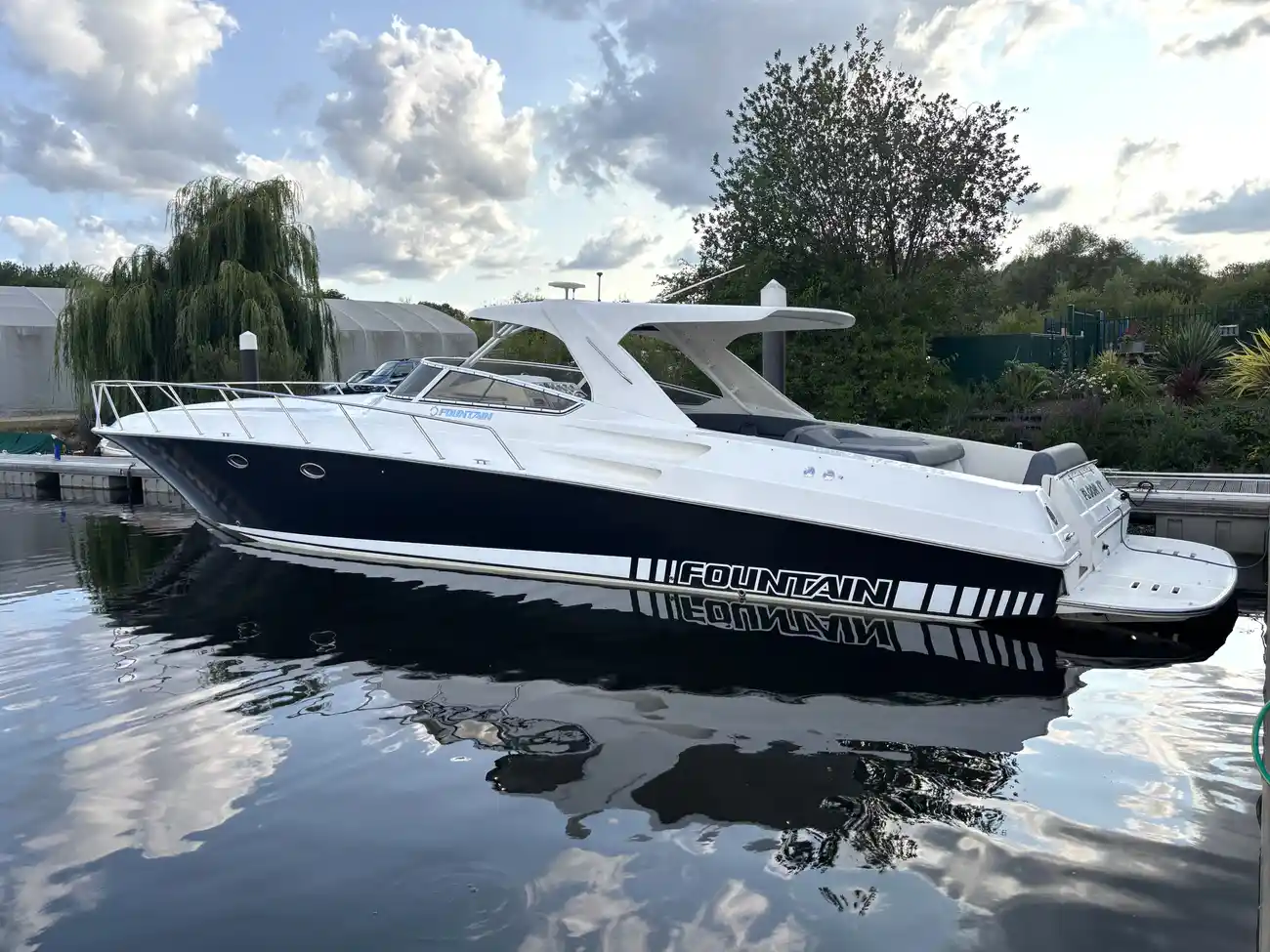 2006 Fountain 48 Express Cruiser image 23