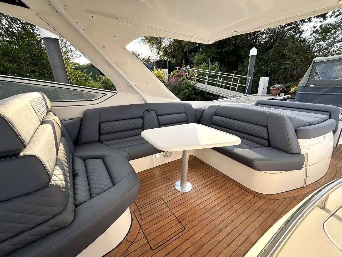 2006 Fountain 48 Express Cruiser image 29