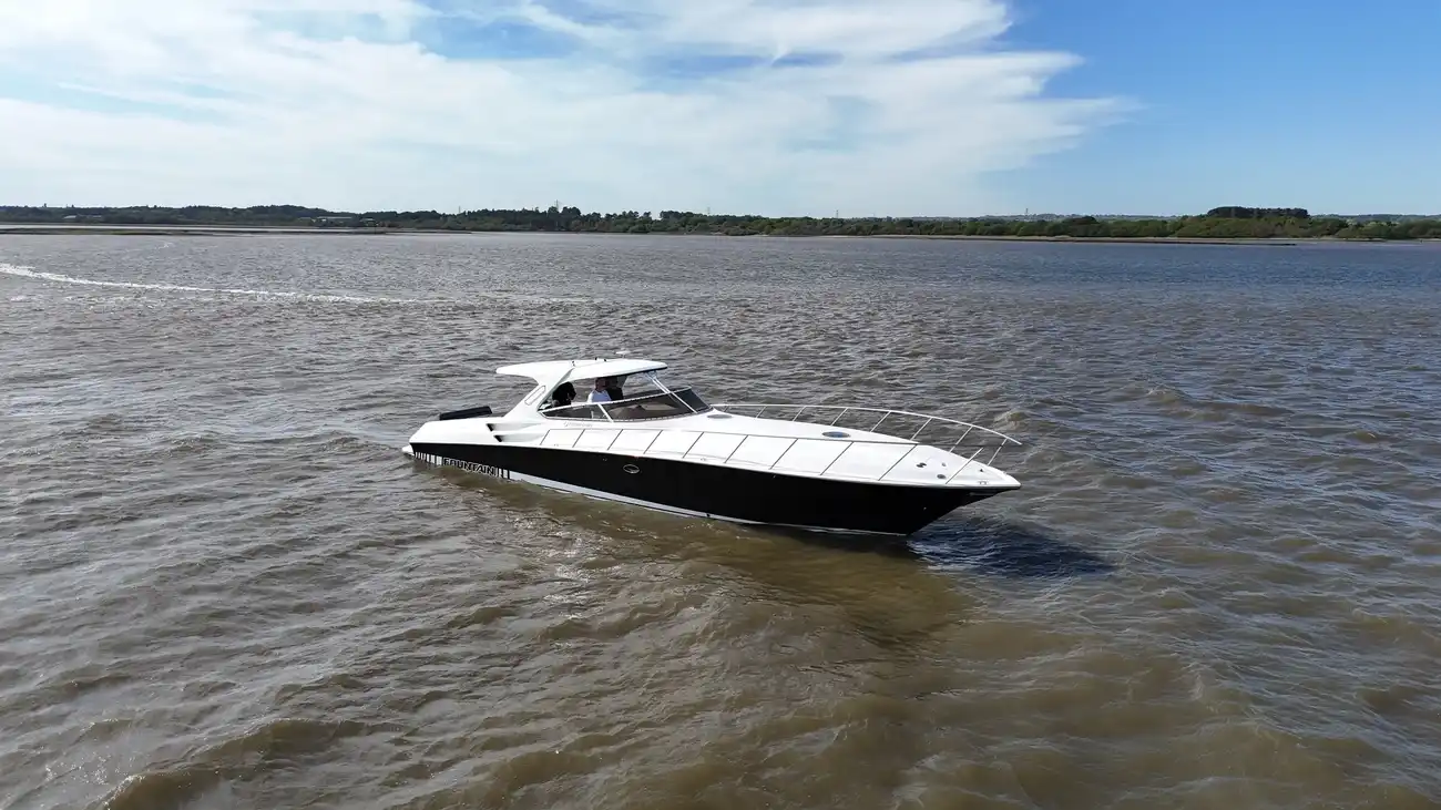 2006 Fountain 48 Express Cruiser image 18