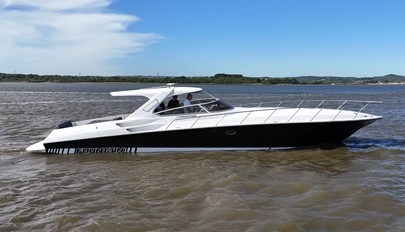 2006 Fountain 48 Express Cruiser