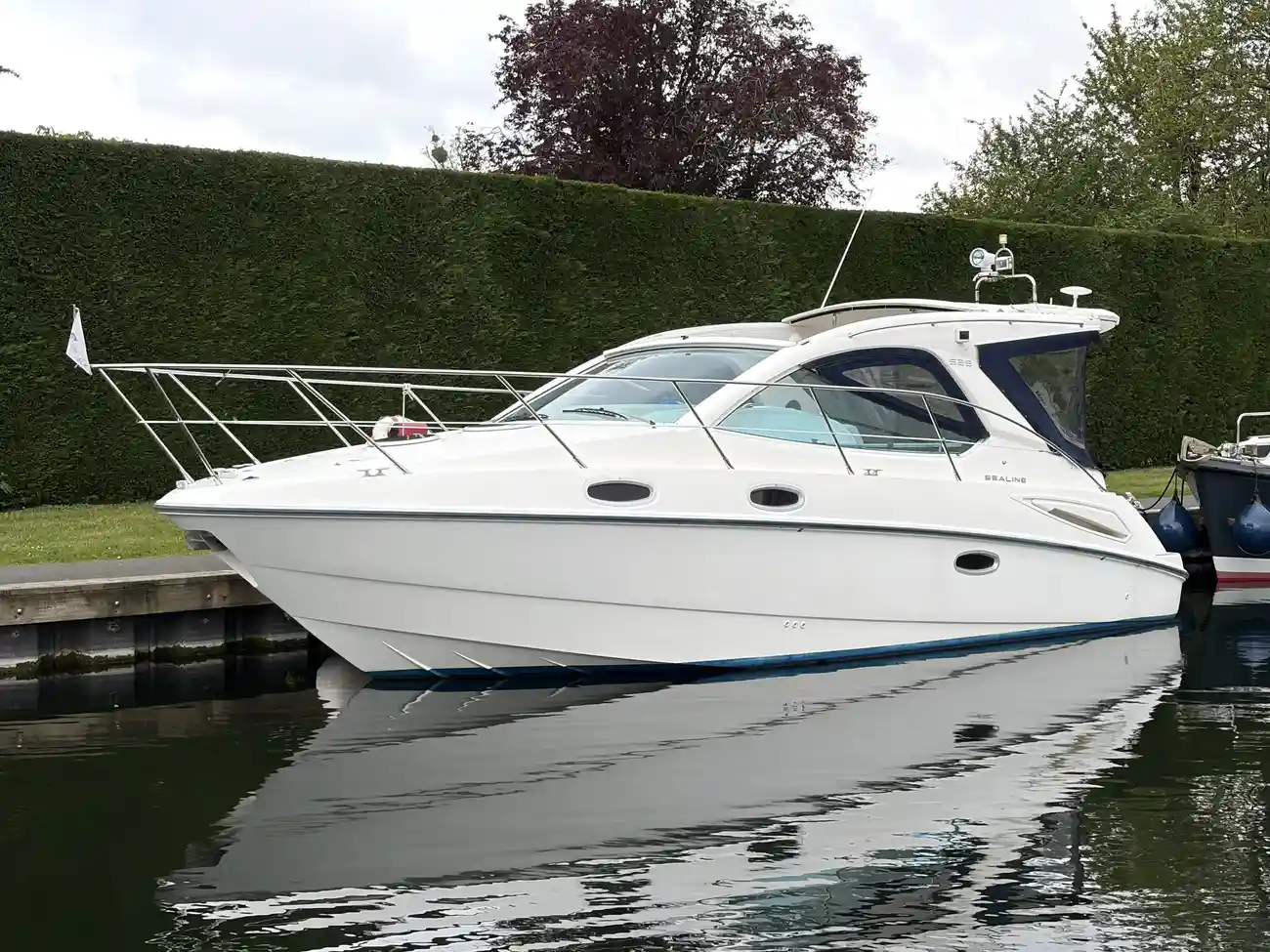 2005 Sealine SC29 image 11