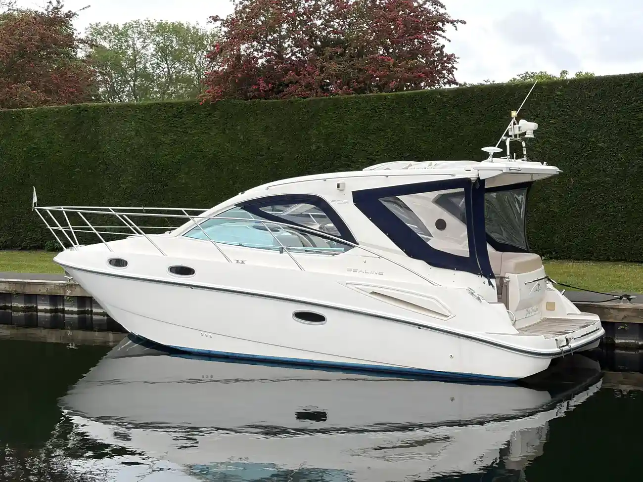 2005 Sealine SC29 image 12