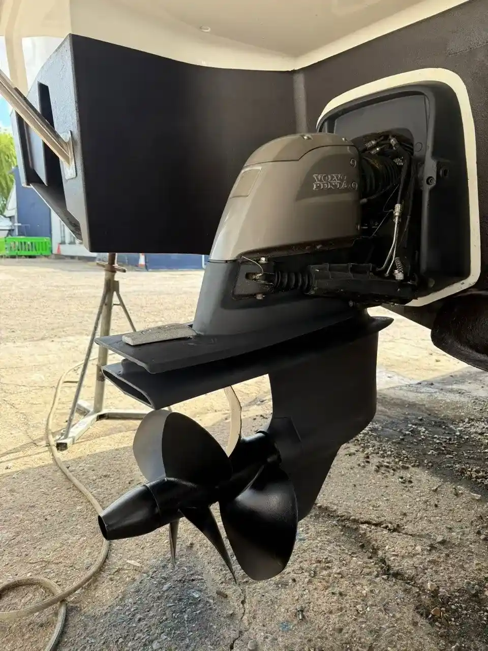 2015 Sealine S450 image 10