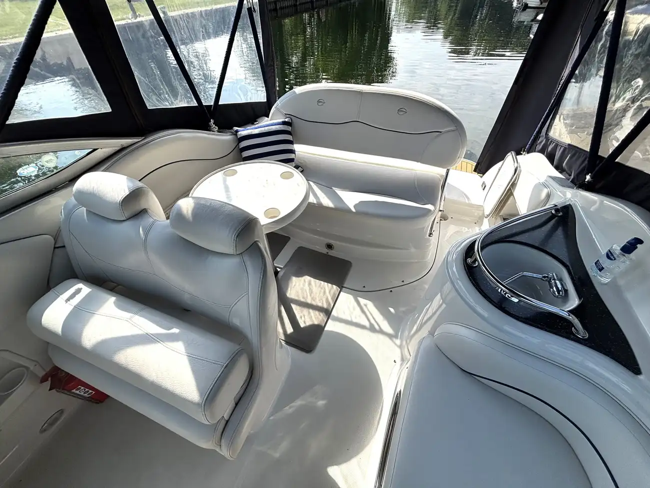 2004 Crownline 250 CR image 16