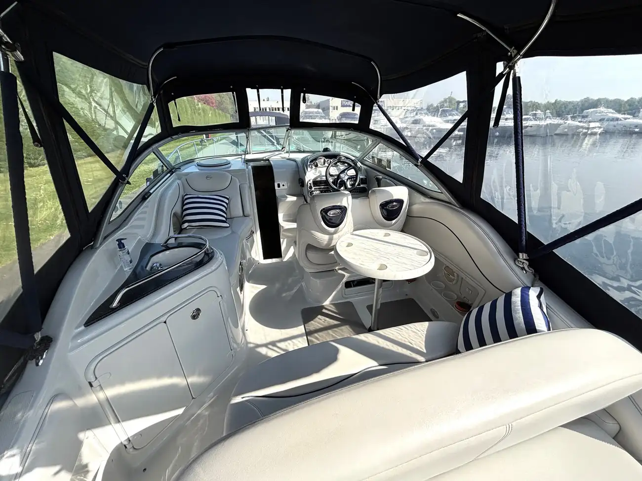 2004 Crownline 250 CR image 13