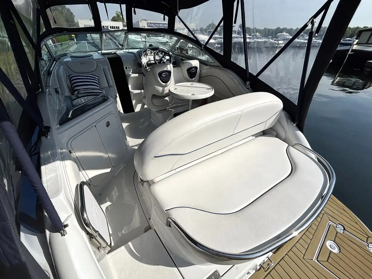 2004 Crownline 250 CR image 14