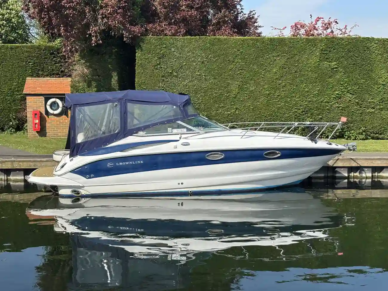 2004 Crownline 250 CR image 11