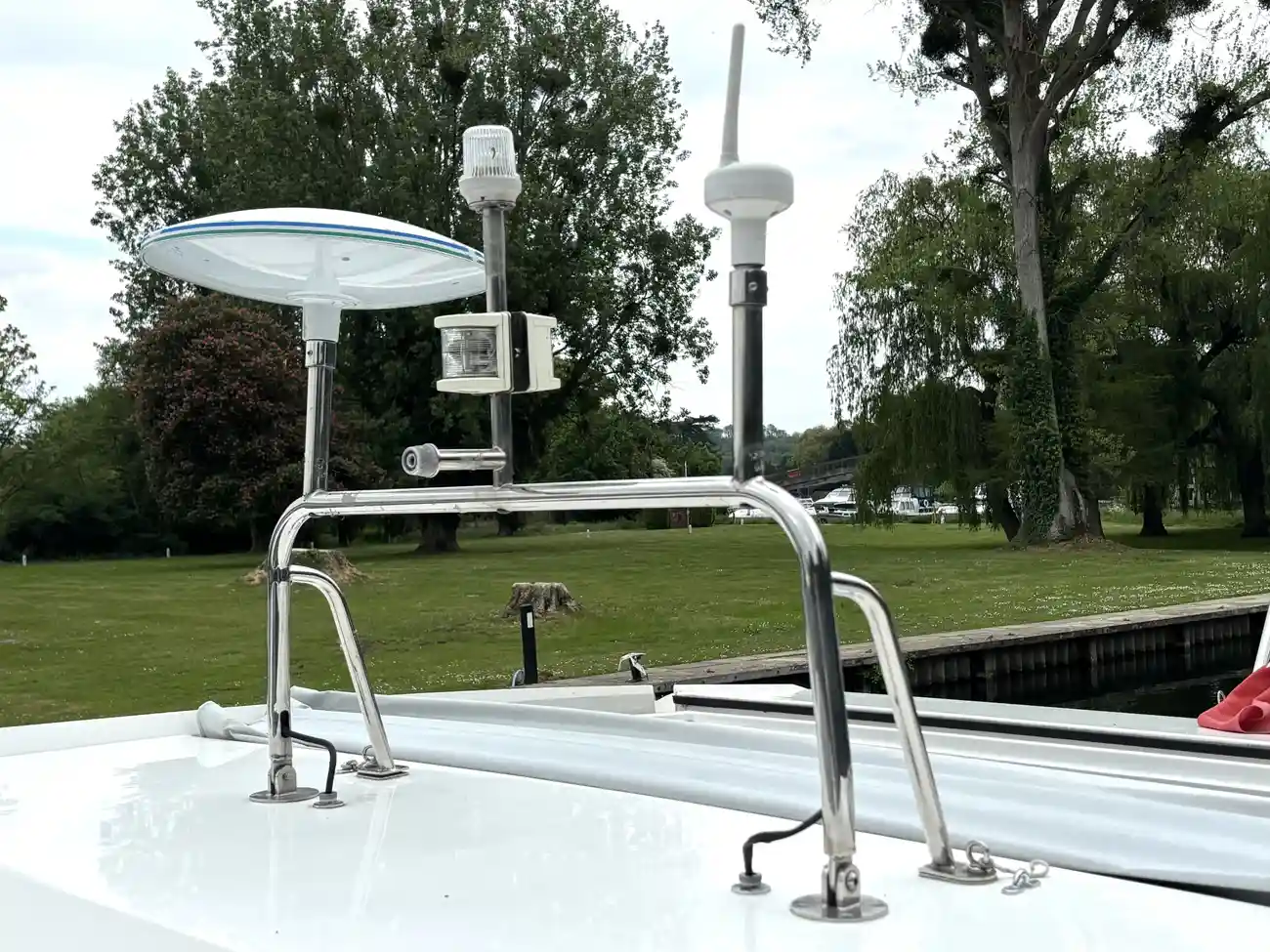 2017 Broom 35 Coupe image 34