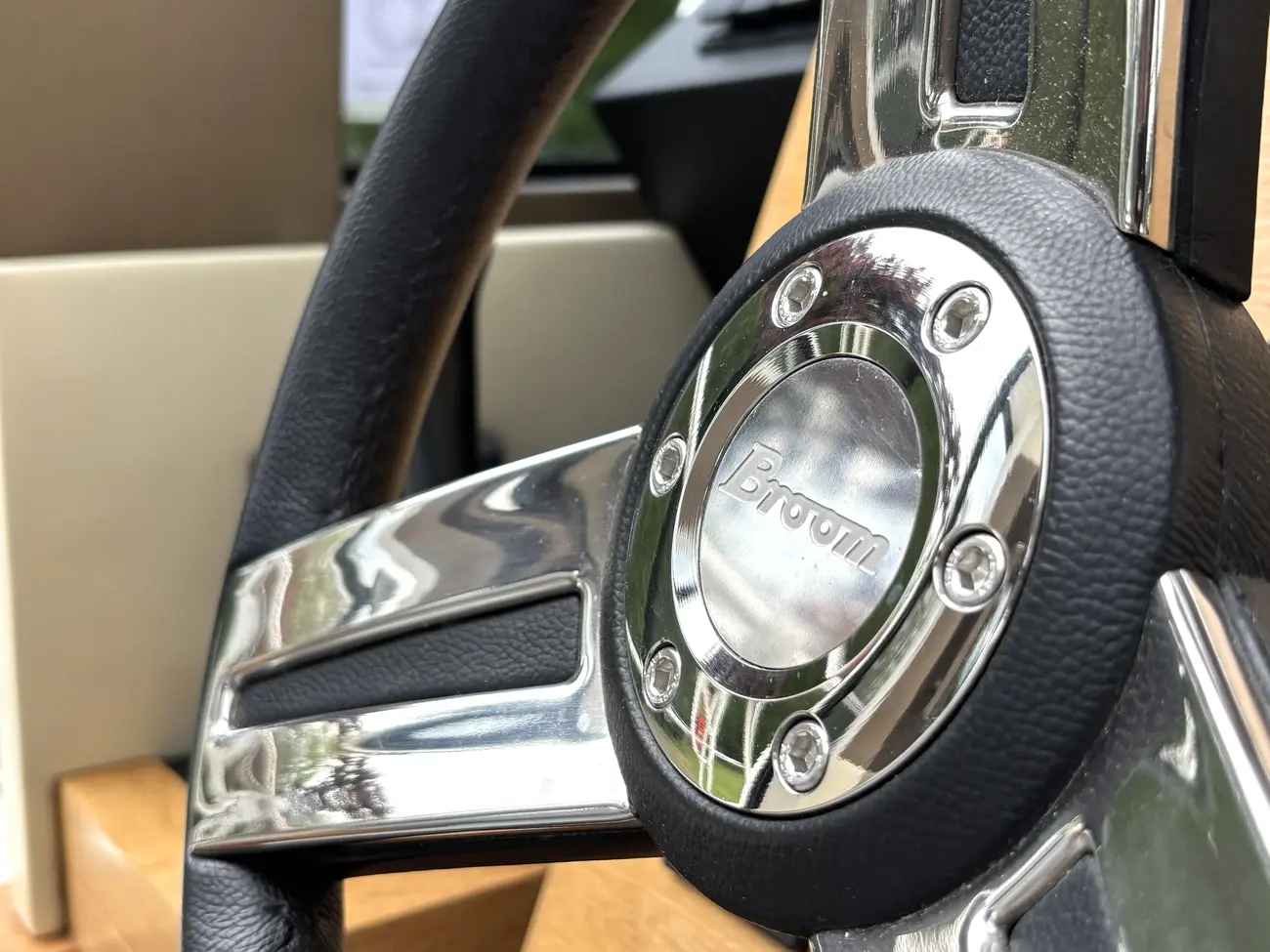 2017 Broom 35 Coupe image 23