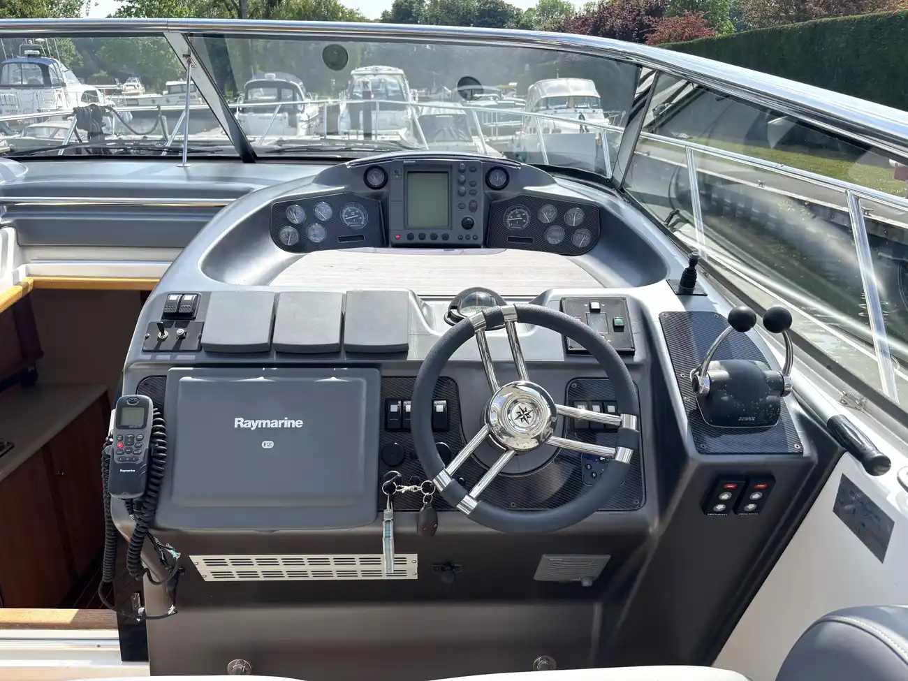 2000 Sealine S41 image 20