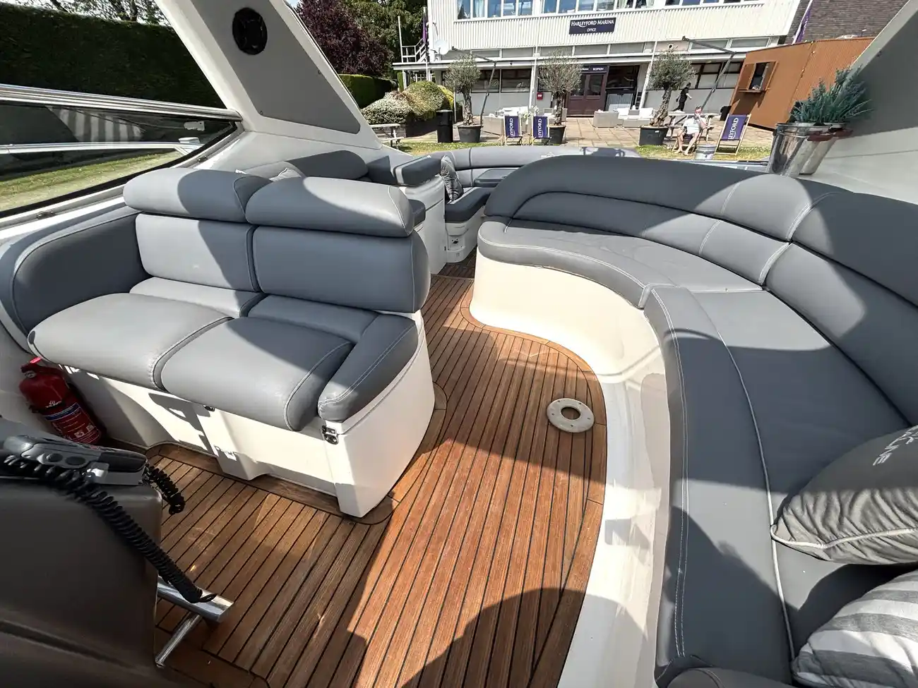 2000 Sealine S41 image 18