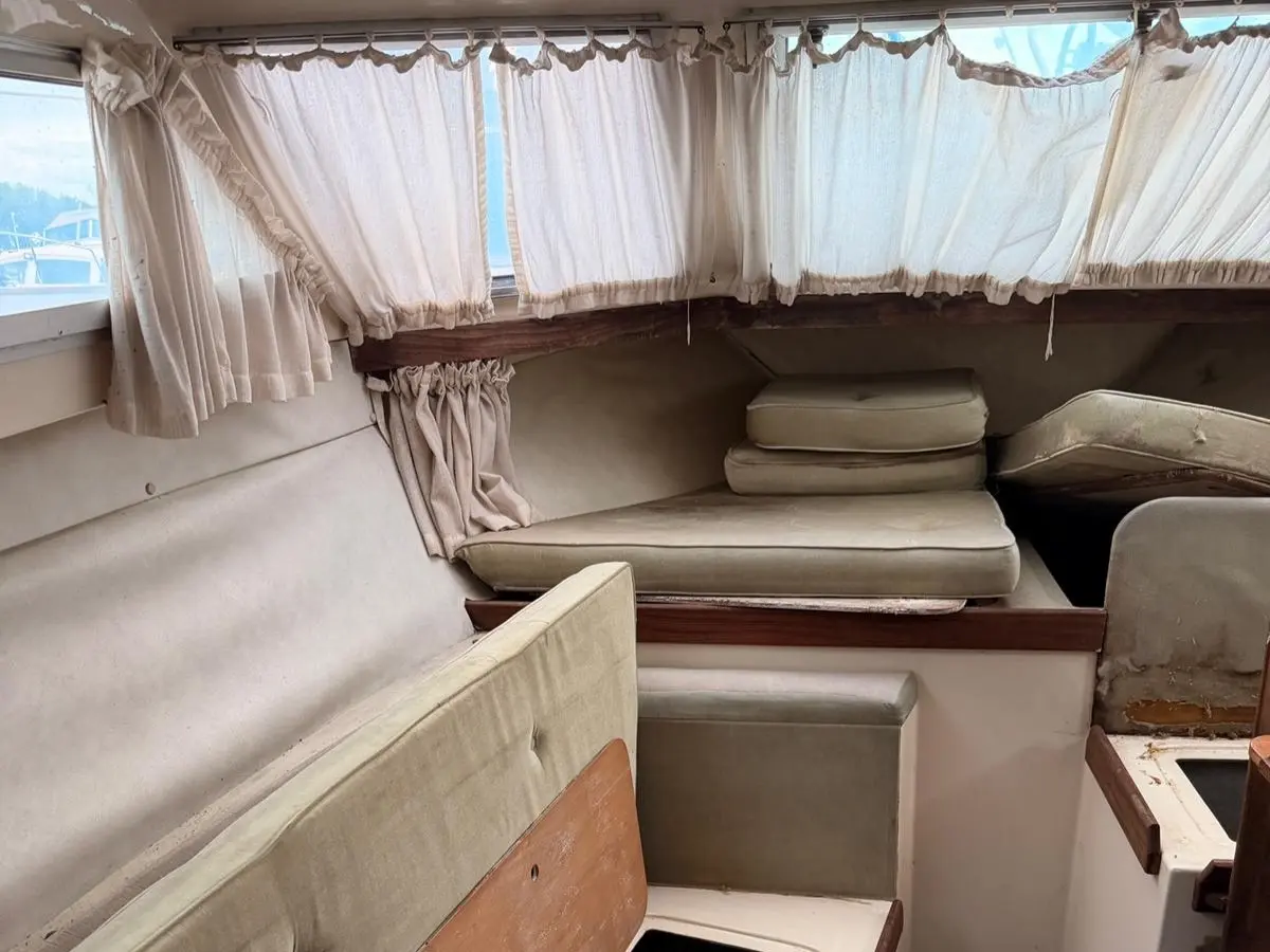 FAIRLINE PHANTOM 32 1979