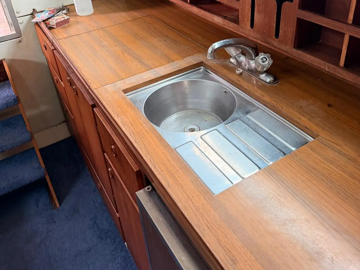 FAIRLINE PHANTOM 32 1979