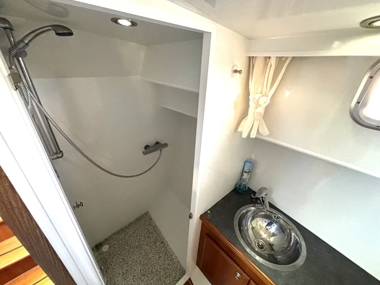 AQUANAUT DRIFTER 1100 OK 2010