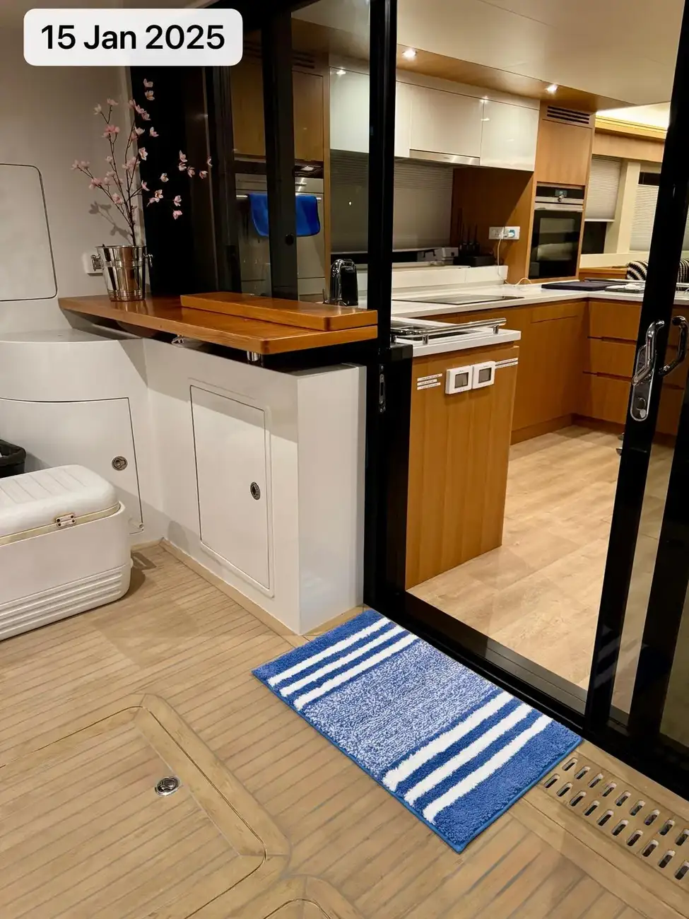 https://www.rightboat.com/boat_images/image_31029821/compressed_e26318051db94bb48df651247952ee644907a8809c2341f287c38ccb93afaf7c.webp photo 18