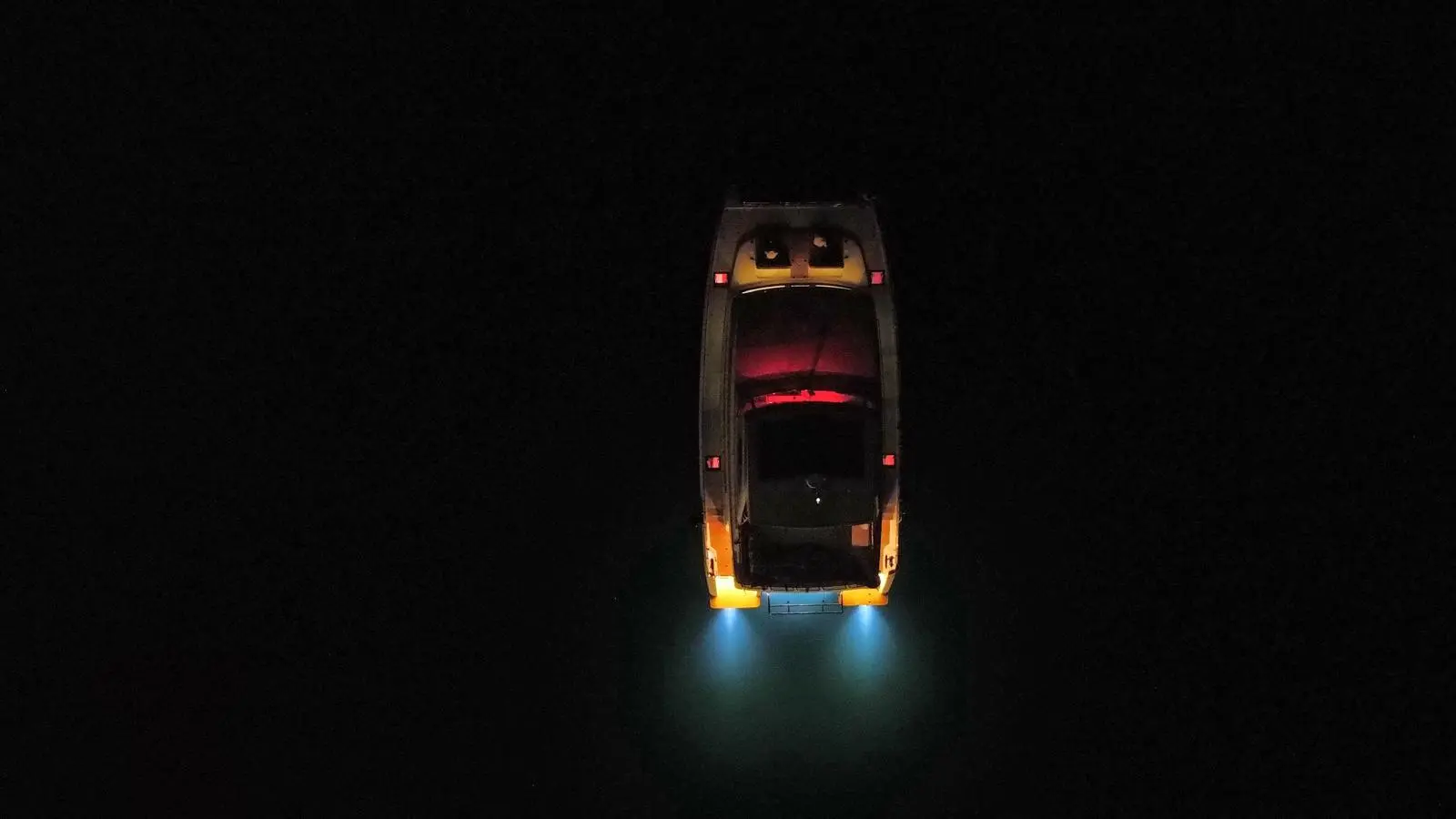https://www.rightboat.com/boat_images/image_31029832/compressed_721edc3ab0584a10b5fce278c6223c731509b055e01d4319b55c0997859331b8.webp photo 4