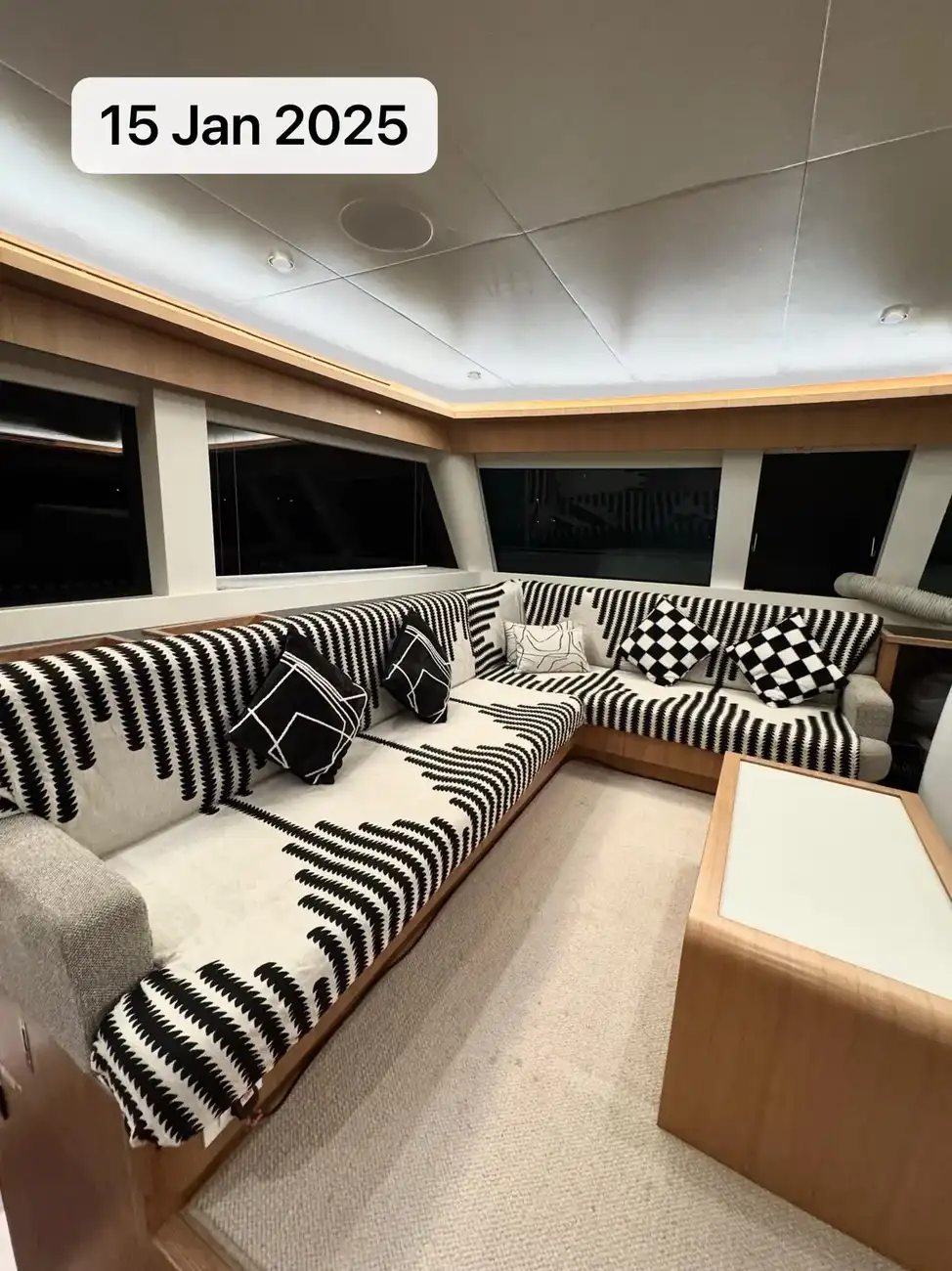 https://www.rightboat.com/boat_images/image_31029837/compressed_68e9b9ec2e7d4dd8815bada3475135a99db942552c9f4d87a18dbd87d15bf830.webp photo 29