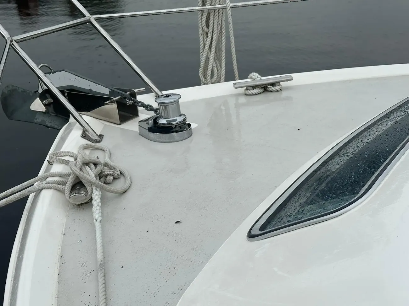 HAINES 320 AFT CABIN 2003