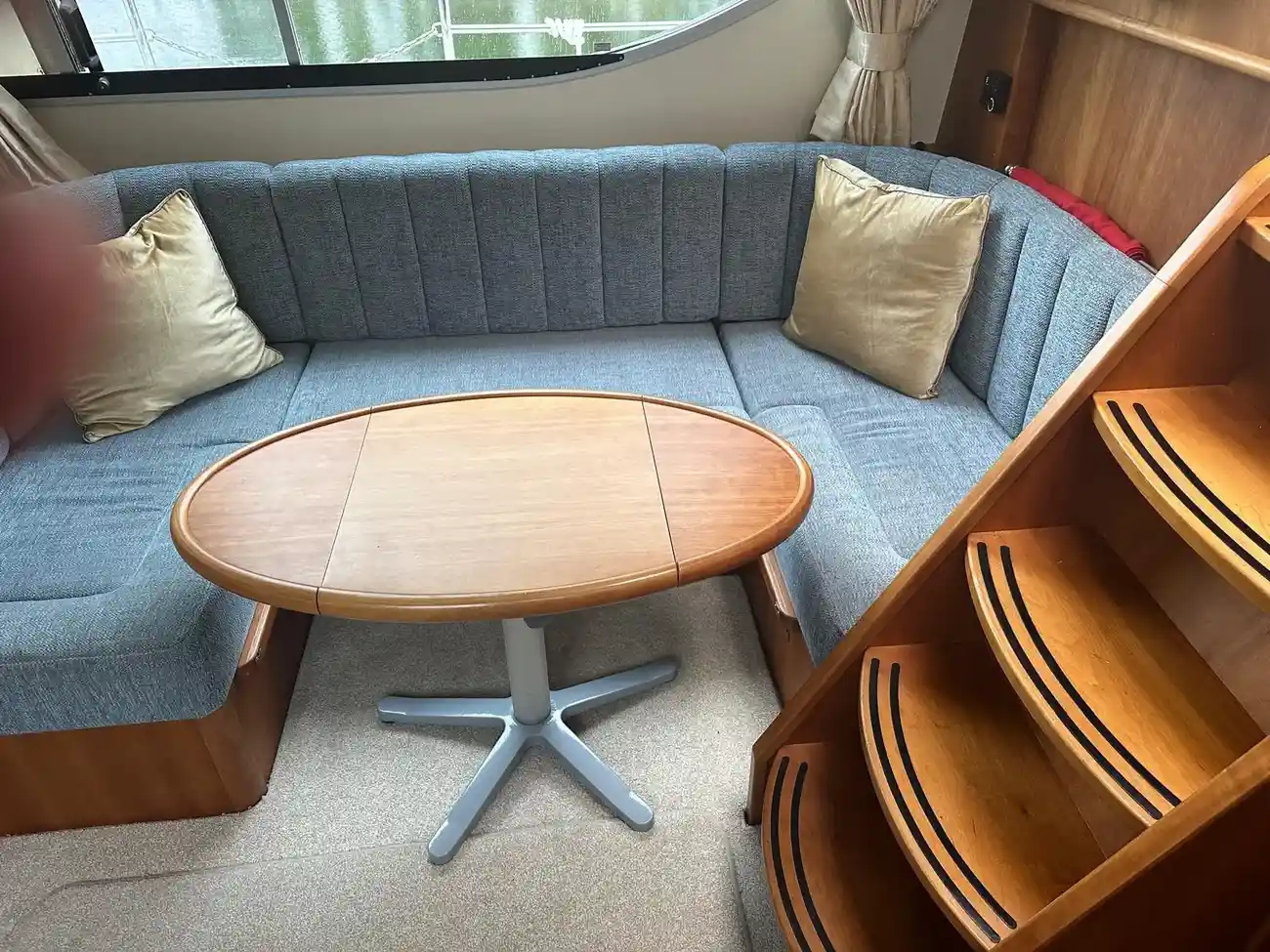 HAINES 320 AFT CABIN 2003