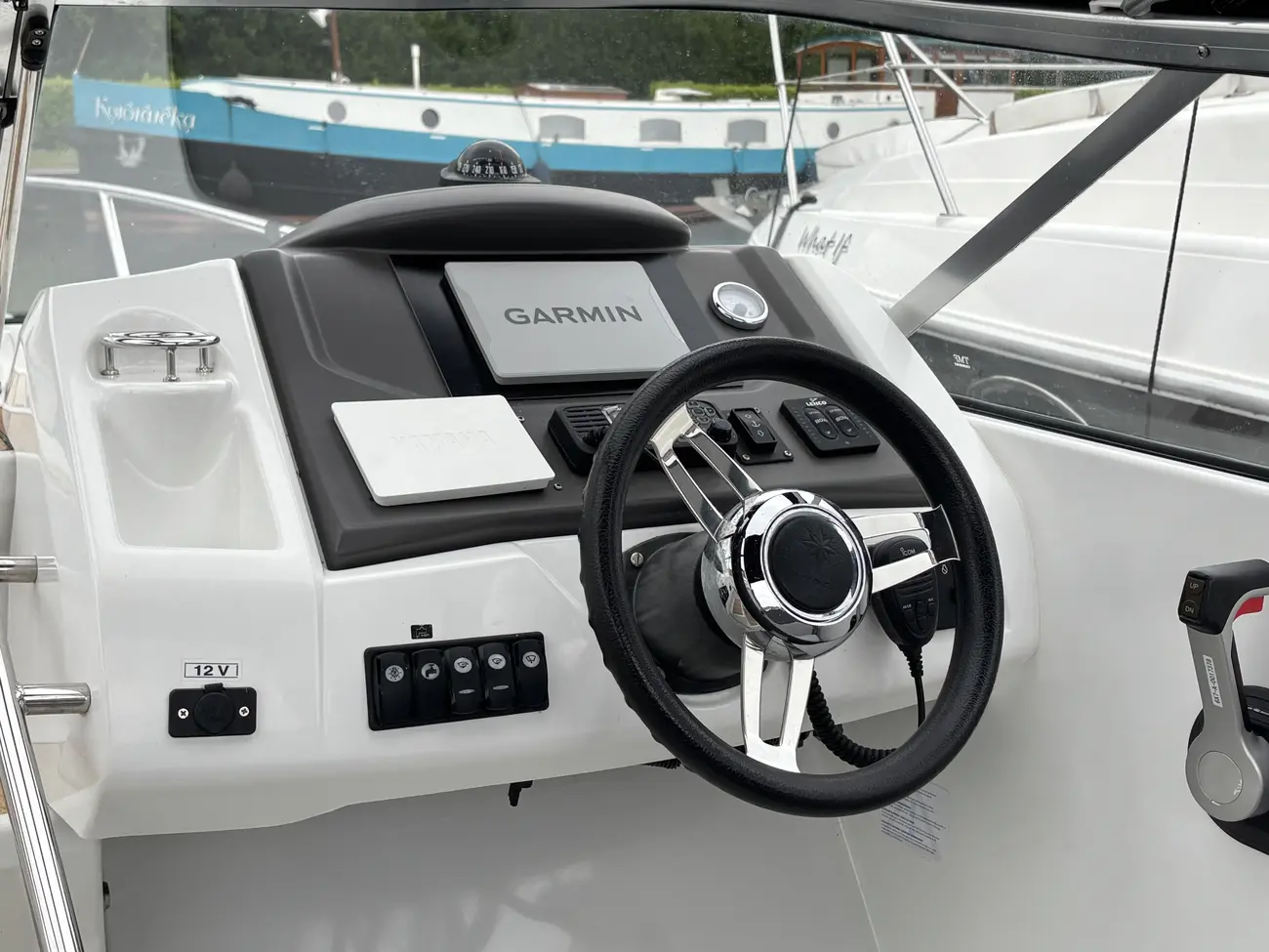 2018 Jeanneau Cap Camarat 7.5 DC image 4
