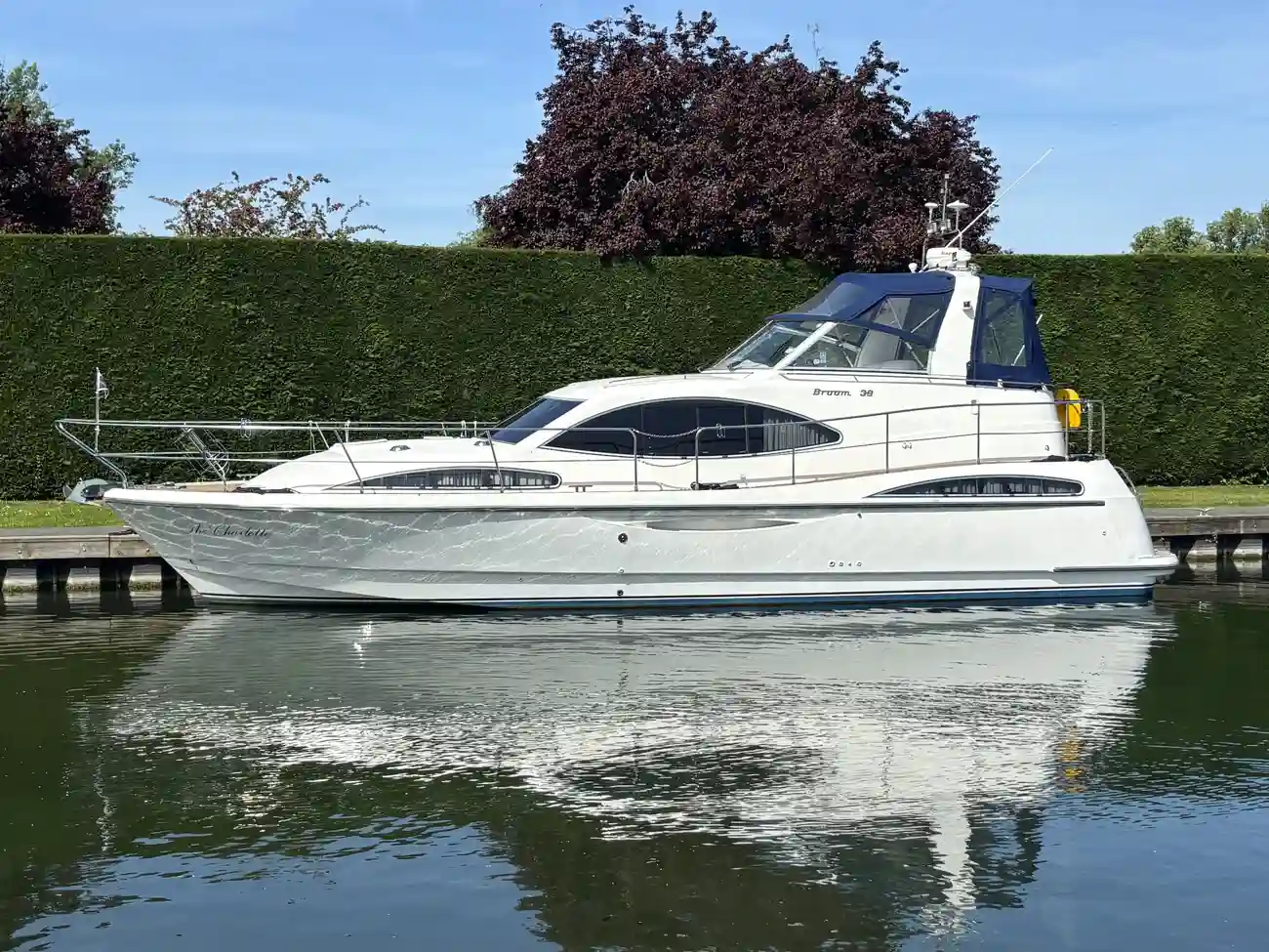 2005 Broom 39 KL 2+2 image 13