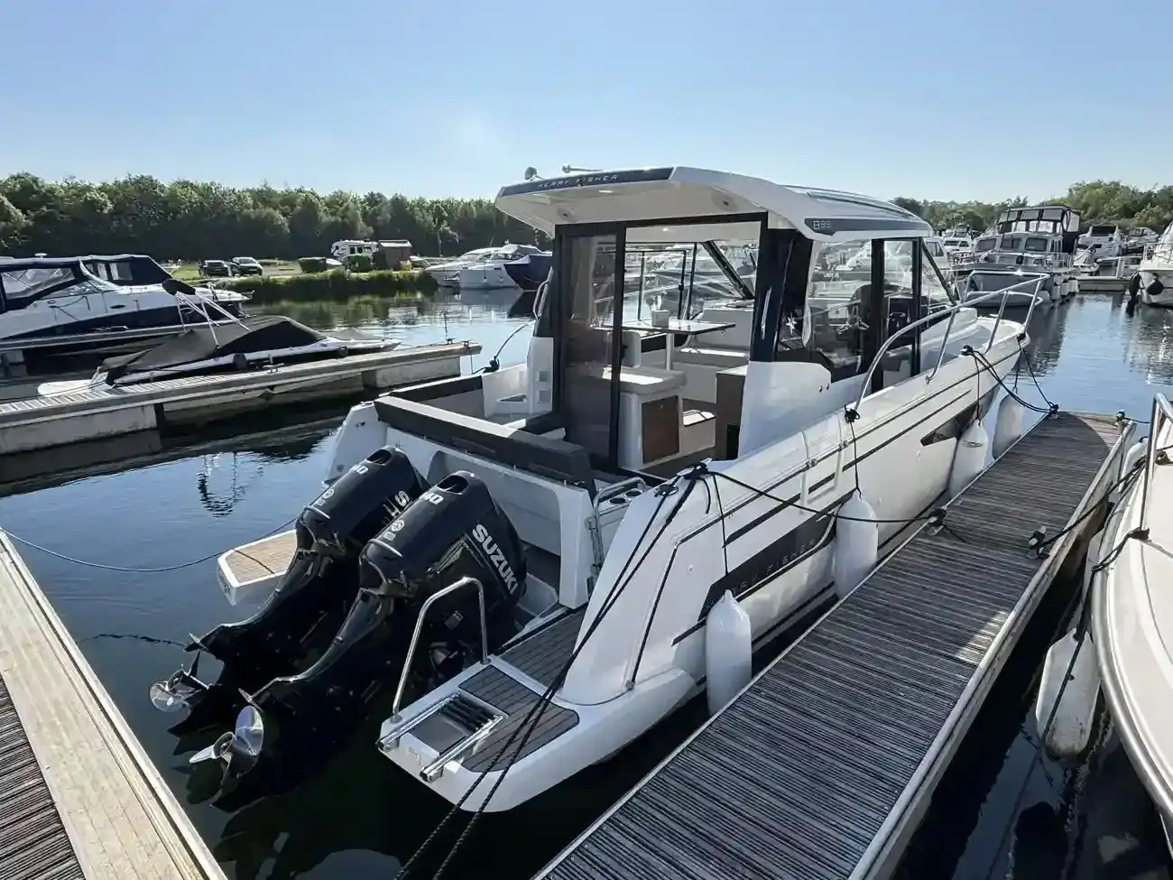 2023 Jeanneau Merry Fisher 895 image 11