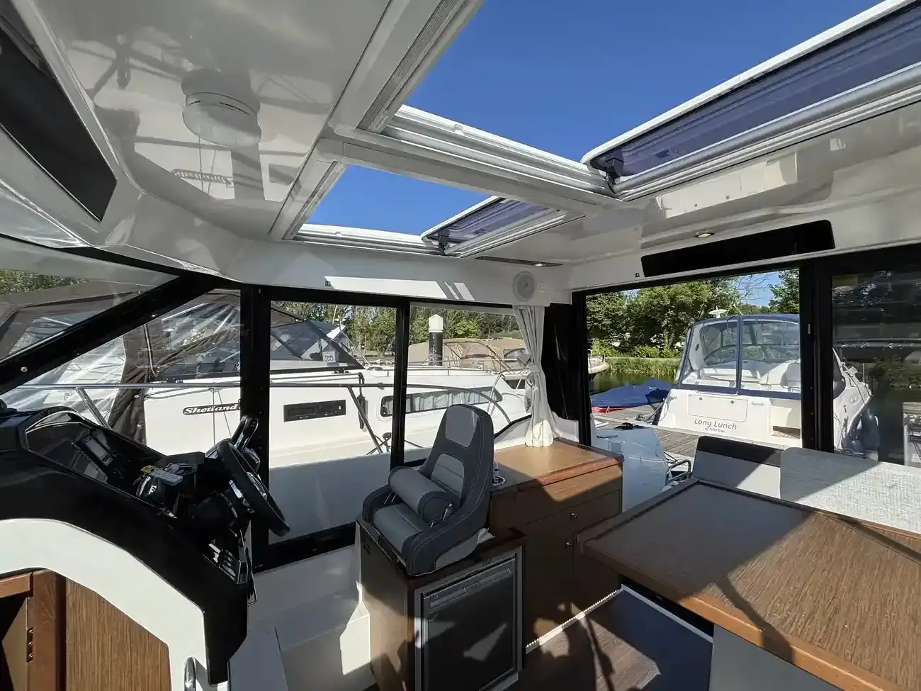 2023 Jeanneau Merry Fisher 895 image 6