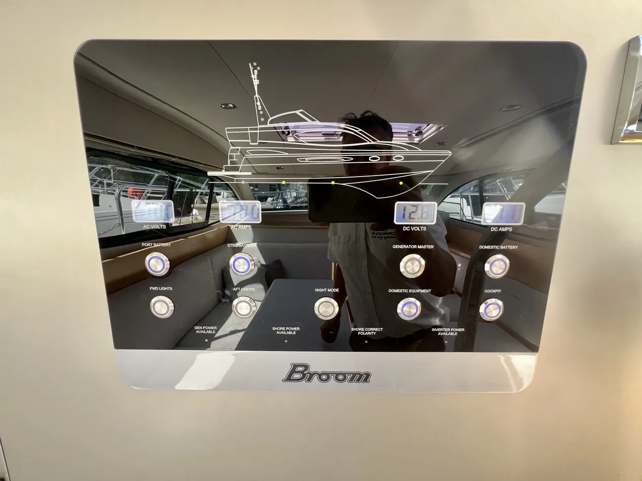 2012 Broom 370 image 3