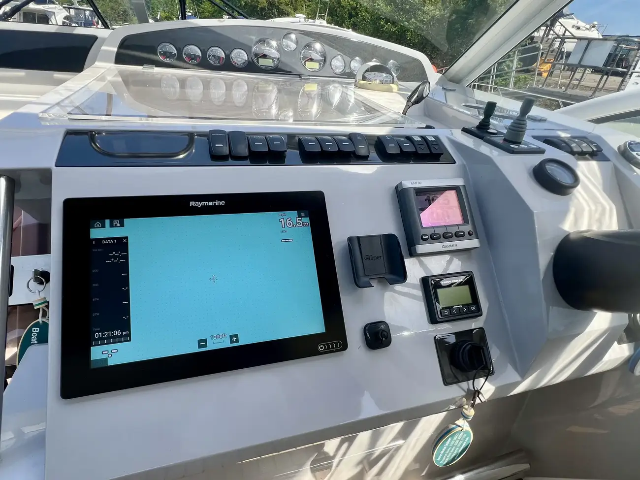 2012 Broom 370 image 10