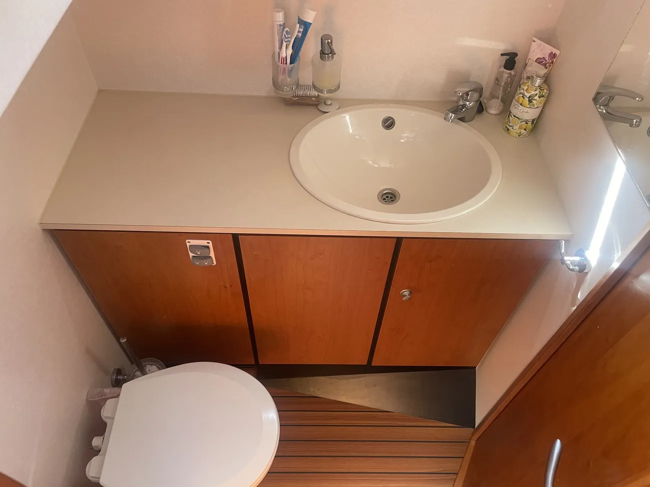 LINSSEN 29.9 SEDAN 2008