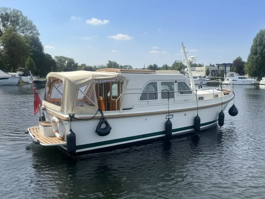 LINSSEN 29.9 SEDAN 2008