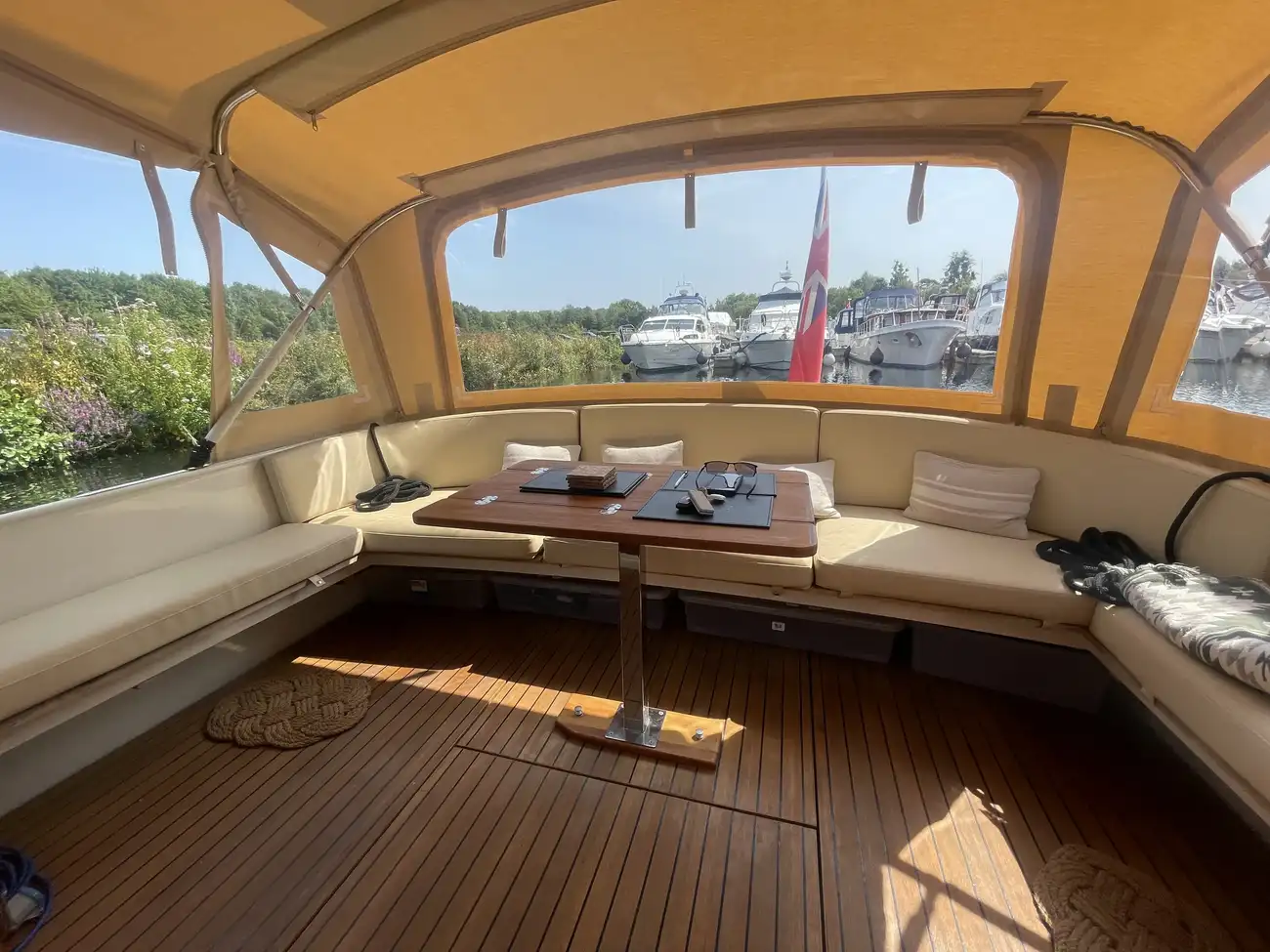 LINSSEN 29.9 SEDAN 2008