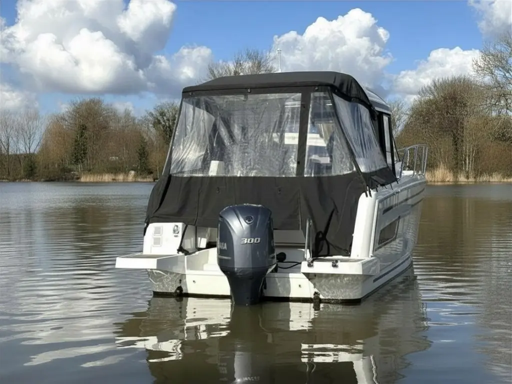 JEANNEAU MERRY FISHER 895 2021