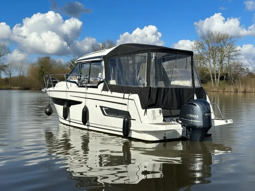 JEANNEAU MERRY FISHER 895 2021