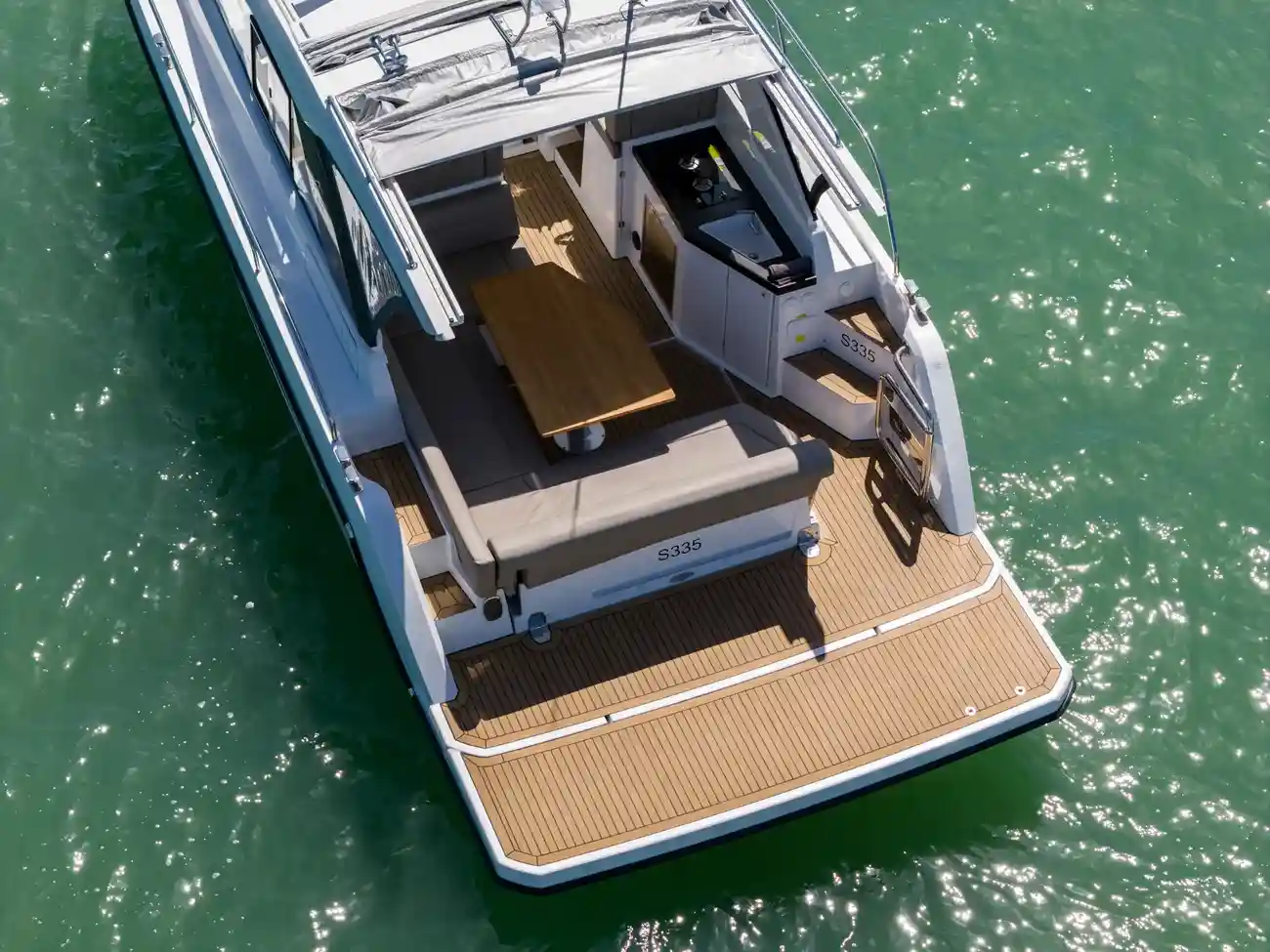 2025 Sealine S335 image 15
