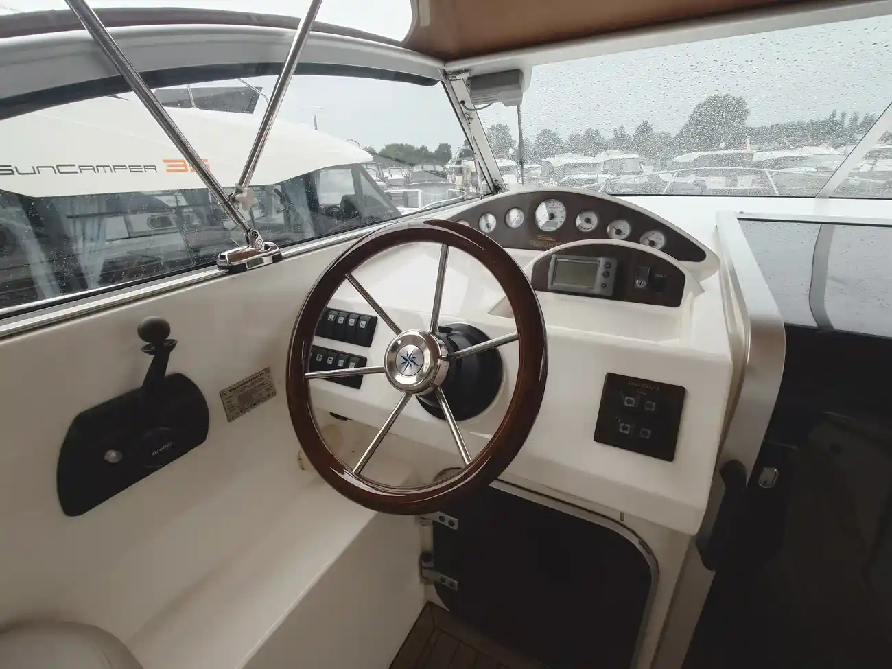 SHEERLINE 955 AFT COCKPIT TRI CAB 2013