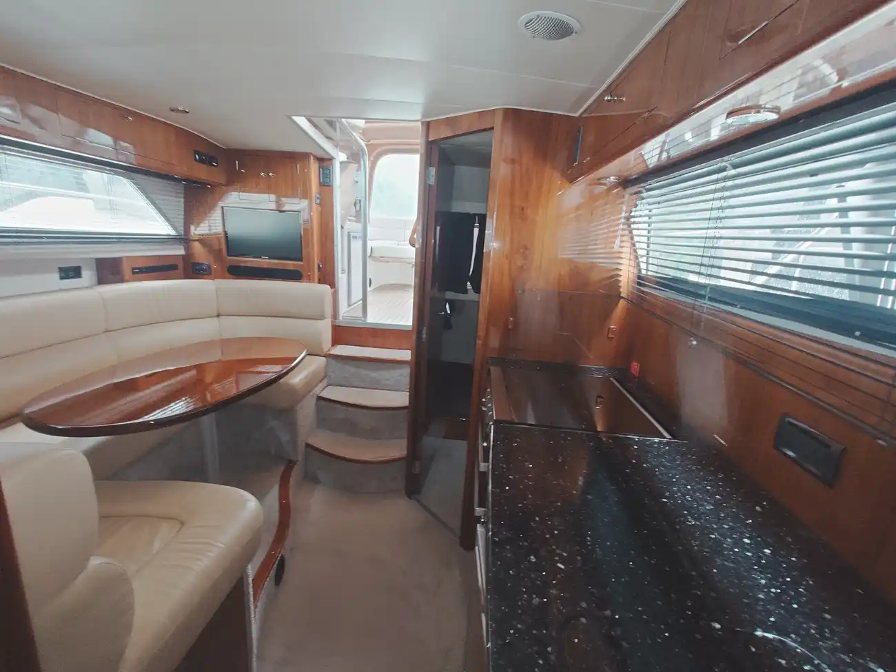 SHEERLINE 955 AFT COCKPIT TRI CAB 2013