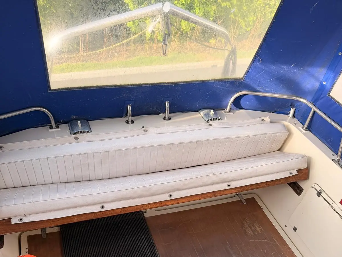 FAIRLINE PHANTOM 32 1979